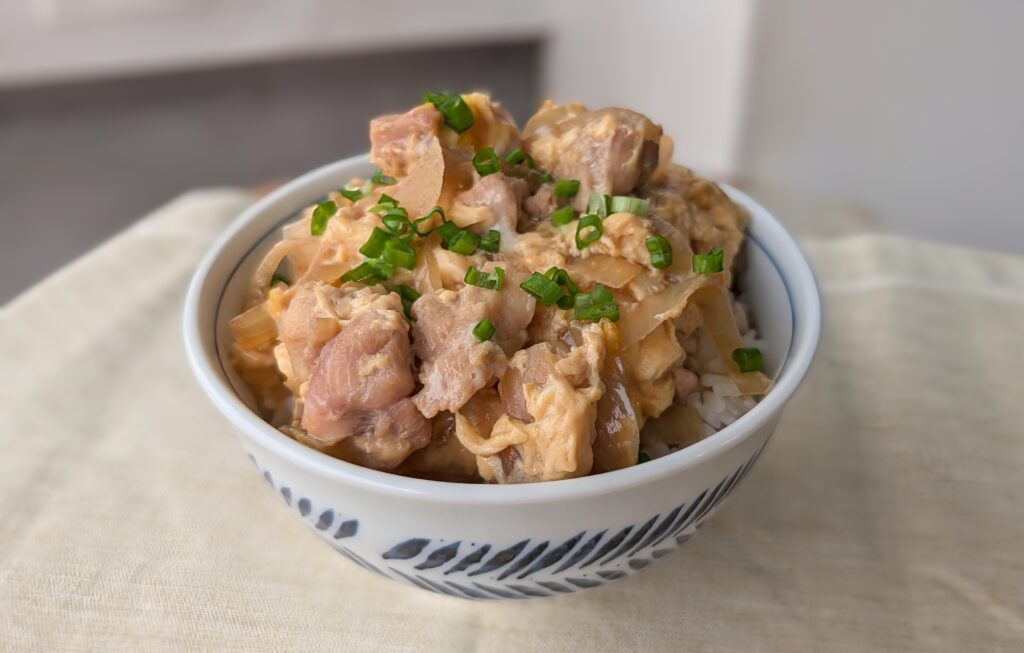halal oyakodon japanese chicken and egg rice bowl no mirin easy recipe